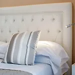 Πανσιόν Comfort Con Piscina