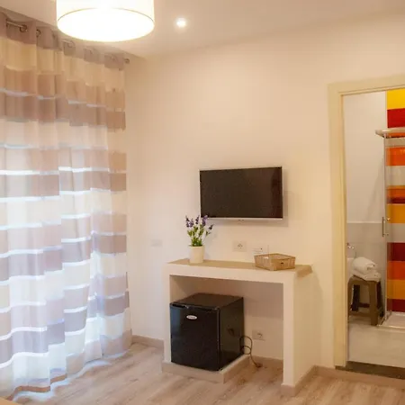 Comfort Con Piscina 3* سورينتو